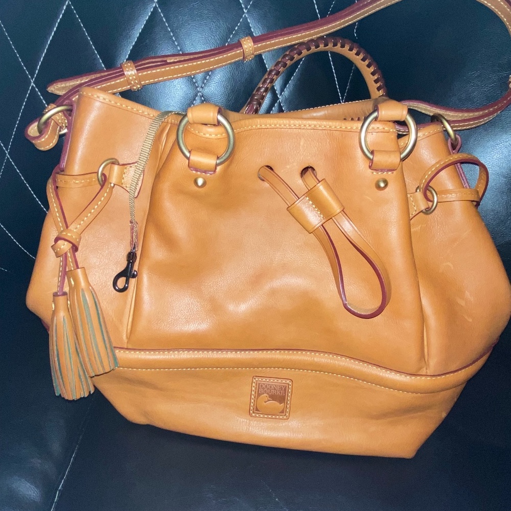 DOONEY BURKE Florentine and Buckley bag